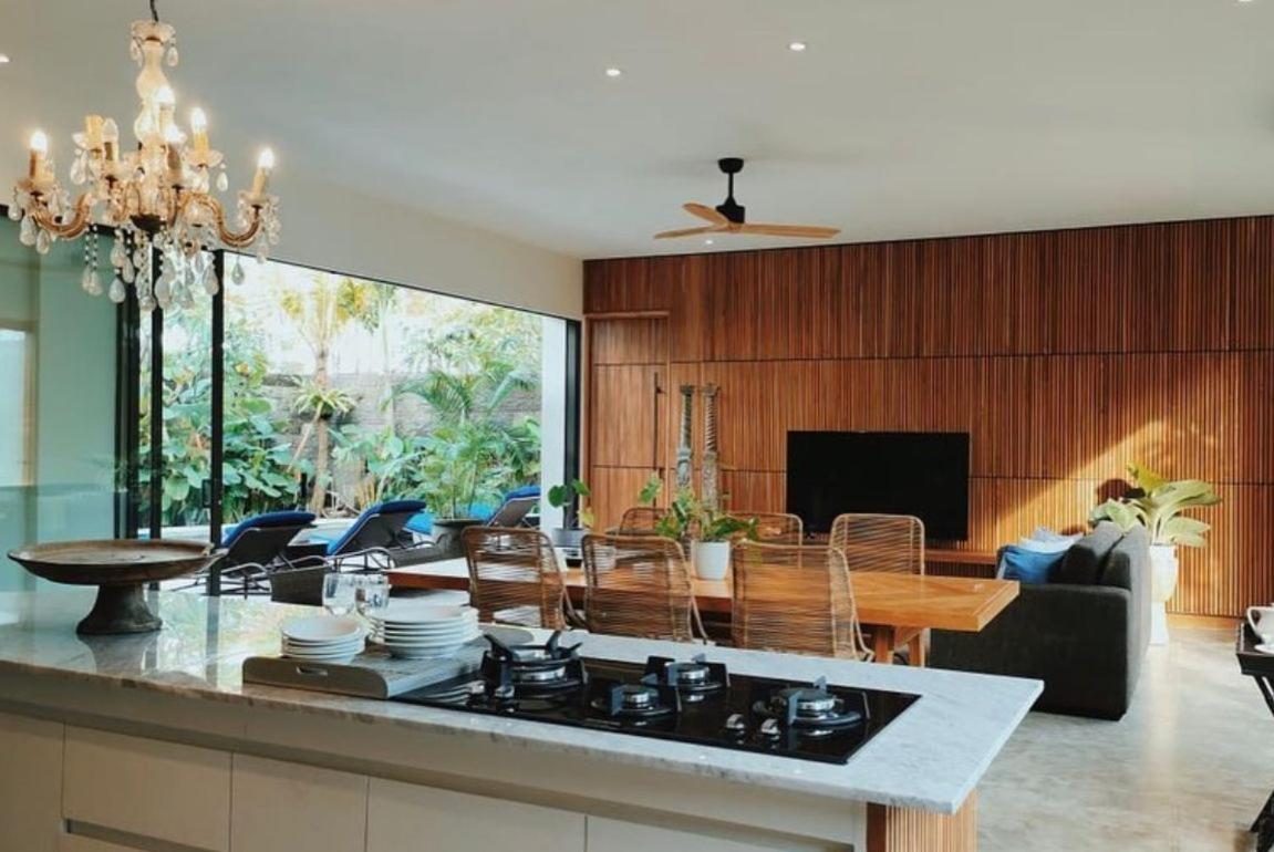 The Kesari Luxury Villa Sanur (Bali)